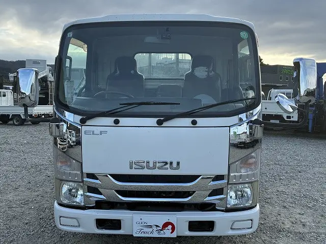 いすゞ エルフ TKG-NLR85AR(2WD)の写真2