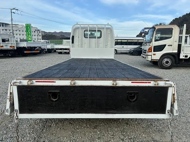 いすゞ エルフ TKG-NLR85AR(2WD)の写真14