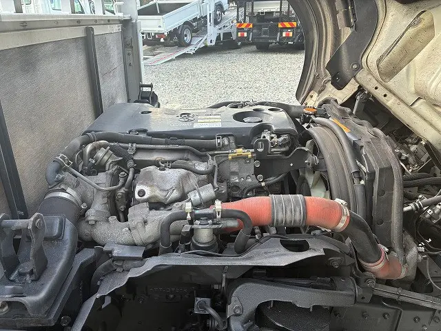 いすゞ エルフ TKG-NLR85AR(2WD)の写真25