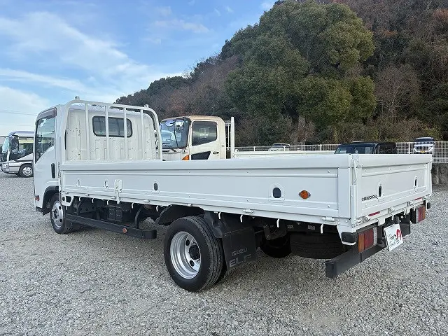 いすゞ エルフ TKG-NLR85AR(2WD)の写真28