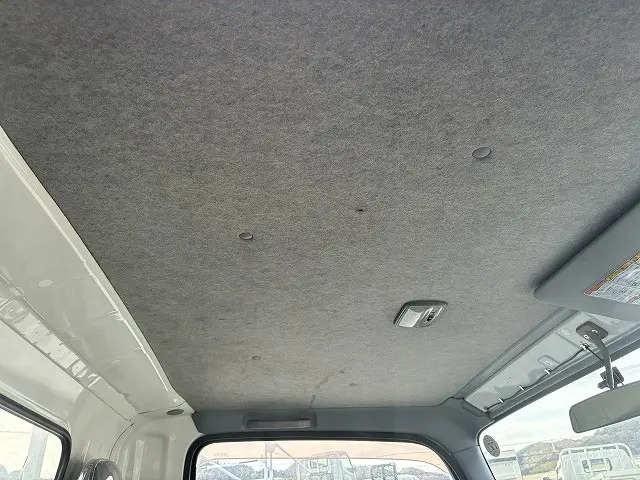 いすゞ エルフ TKG-NLR85AR(2WD)の写真34