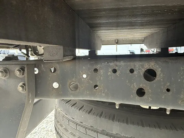 いすゞ エルフ TKG-NLR85AR(2WD)の写真44