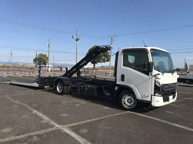 いすゞ エルフ 2RG-NPR88AM(2WD)の写真2