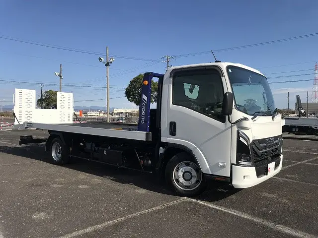 いすゞ エルフ 2RG-NPR88AM(2WD)の写真10