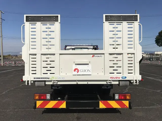 いすゞ エルフ 2RG-NPR88AM(2WD)の写真12