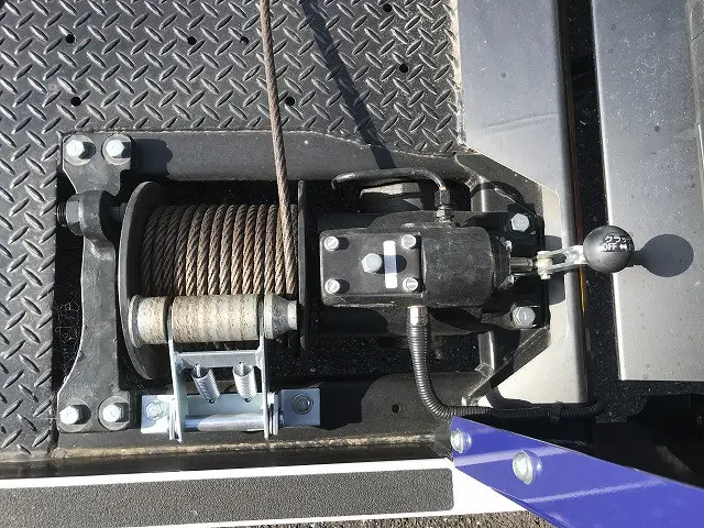 いすゞ エルフ 2RG-NPR88AM(2WD)の写真19