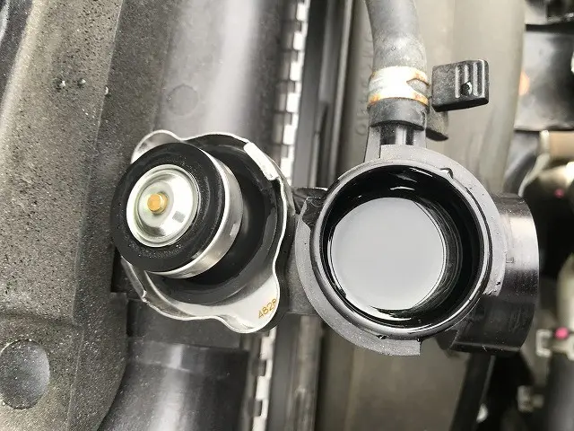 いすゞ エルフ 2RG-NPR88AM(2WD)の写真25