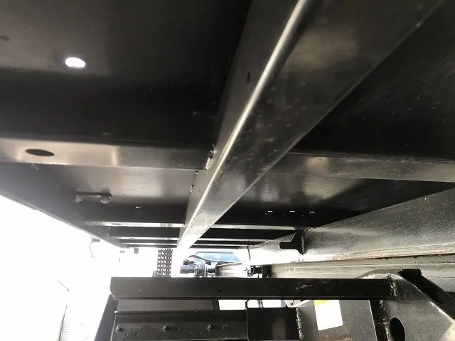 いすゞ エルフ 2RG-NPR88AM(2WD)の写真34