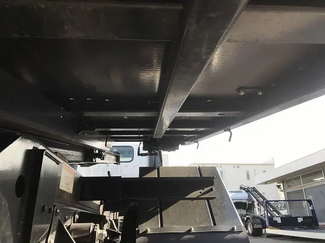 いすゞ エルフ 2RG-NPR88AM(2WD)の写真36