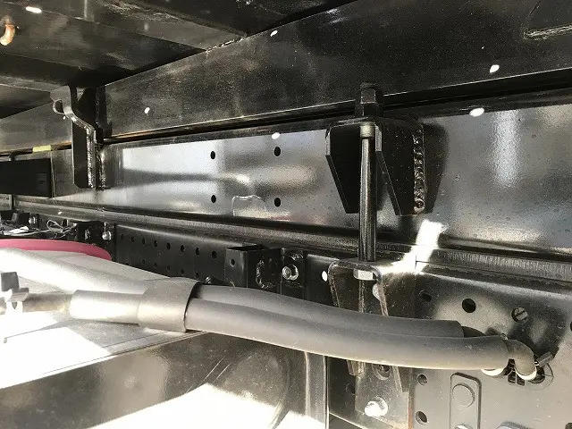 いすゞ エルフ 2RG-NPR88AM(2WD)の写真41