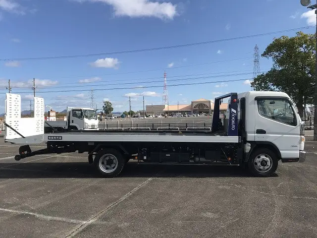 三菱 キャンター 2PG-FEB80(2WD)の写真5