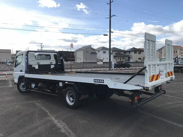 三菱 キャンター 2PG-FEB80(2WD)の写真6