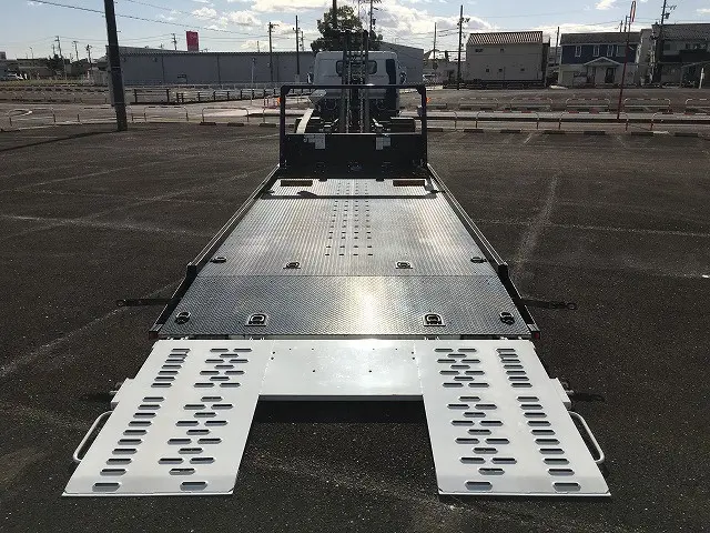 三菱 キャンター 2PG-FEB80(2WD)の写真14