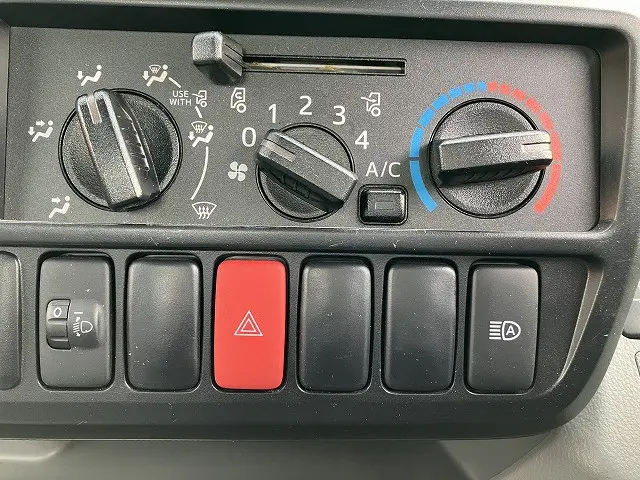 トヨタ ダイナ 3BF-TRY230(2WD)の写真38