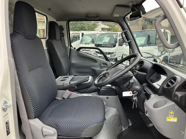トヨタ ダイナ 3BF-TRY230(2WD)の写真46