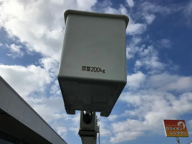 いすゞ エルフ PDG-NKR85YNの写真21