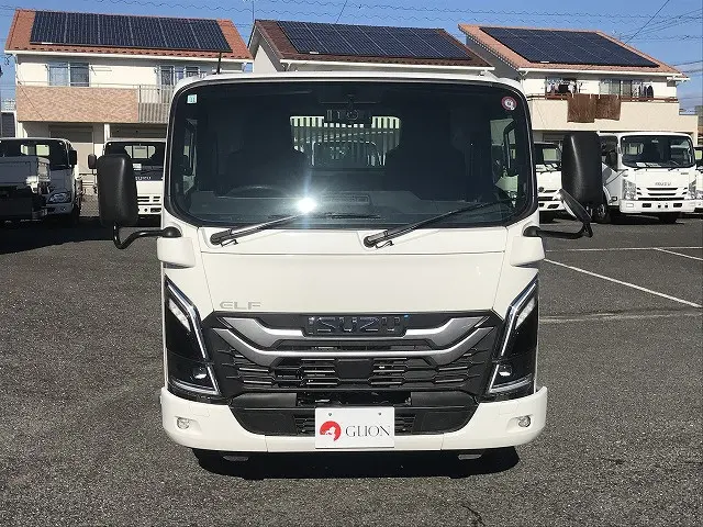 いすゞ エルフ 2RG-NKR88AM(2WD)の写真2