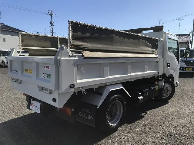 いすゞ エルフ 2RG-NKR88AM(2WD)の写真12