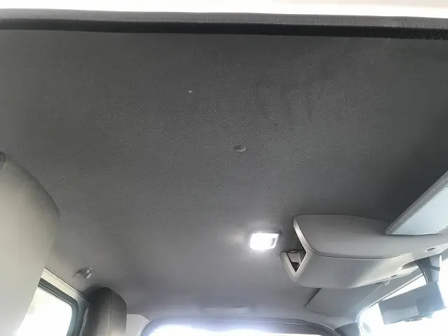 いすゞ エルフ 2RG-NKR88AM(2WD)の写真31