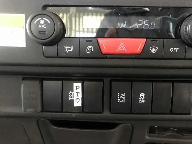 いすゞ エルフ 2RG-NKR88AM(2WD)の写真34