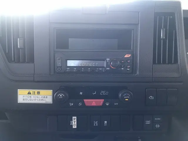 いすゞ エルフ 2RG-NKR88AM(2WD)の写真35