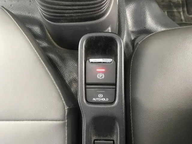 いすゞ エルフ 2RG-NKR88AM(2WD)の写真37