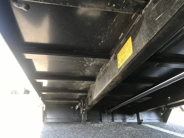 いすゞ エルフ 2RG-NKR88AM(2WD)の写真44