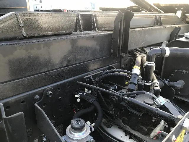 いすゞ エルフ 2RG-NKR88AM(2WD)の写真46