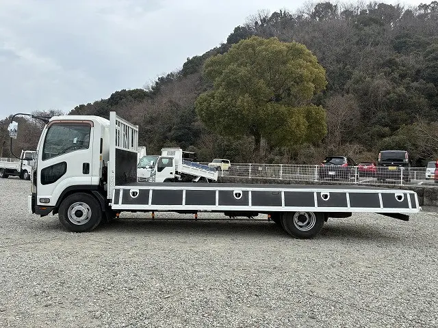 いすゞ フォワード SKG-FRR90S1(2WD)の写真11