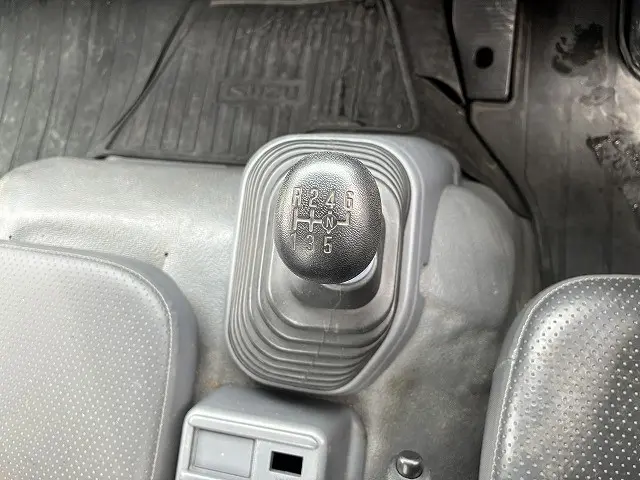 いすゞ フォワード SKG-FRR90S1(2WD)の写真33