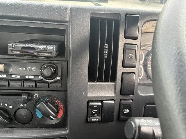 いすゞ フォワード SKG-FRR90S1(2WD)の写真36
