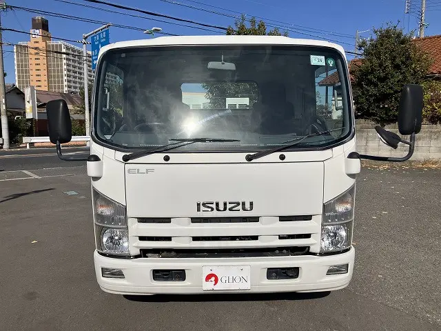 いすゞ エルフ BDG-NPR85AN(2WD)の写真2