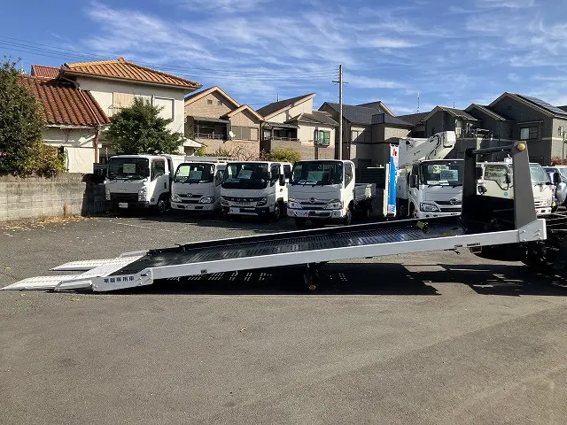 いすゞ エルフ BDG-NPR85AN(2WD)の写真10