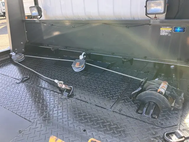 いすゞ エルフ BDG-NPR85AN(2WD)の写真34