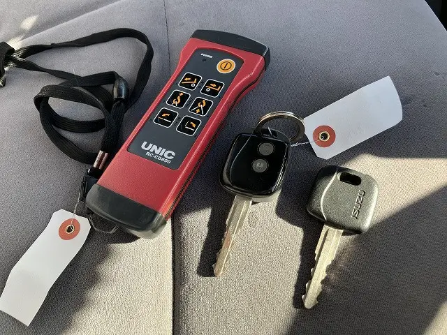 いすゞ エルフ BDG-NPR85AN(2WD)の写真47