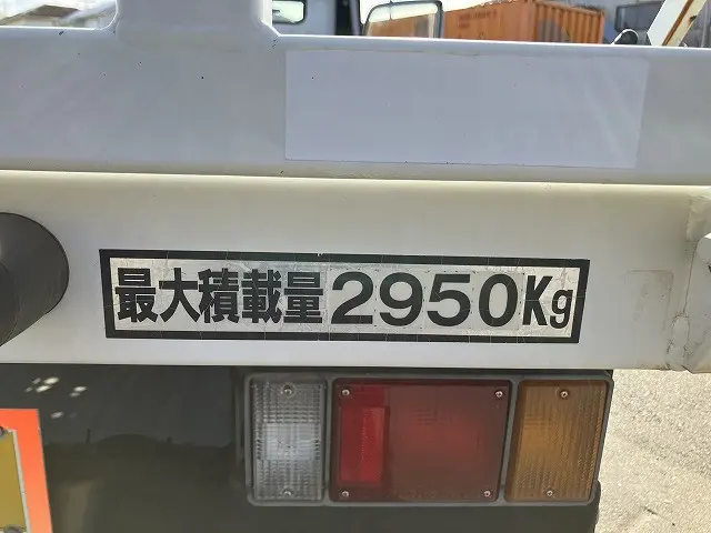 いすゞ エルフ BDG-NPR85AN(2WD)の写真48