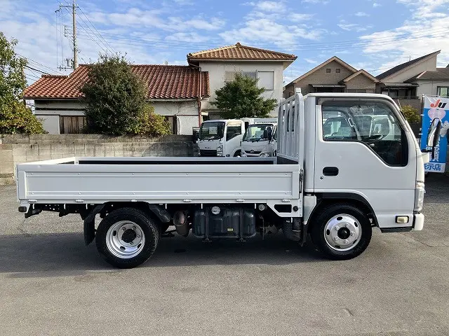 いすゞ エルフ TKG-NKR85A(2WD)の写真5