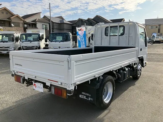 いすゞ エルフ TKG-NKR85A(2WD)の写真8