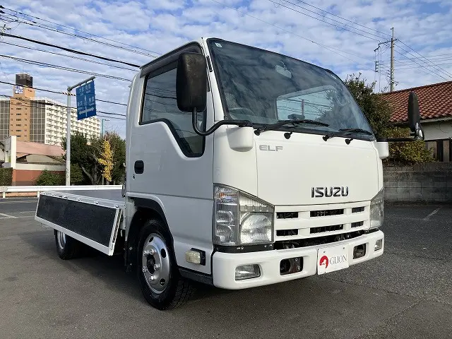 いすゞ エルフ TKG-NKR85A(2WD)の写真10