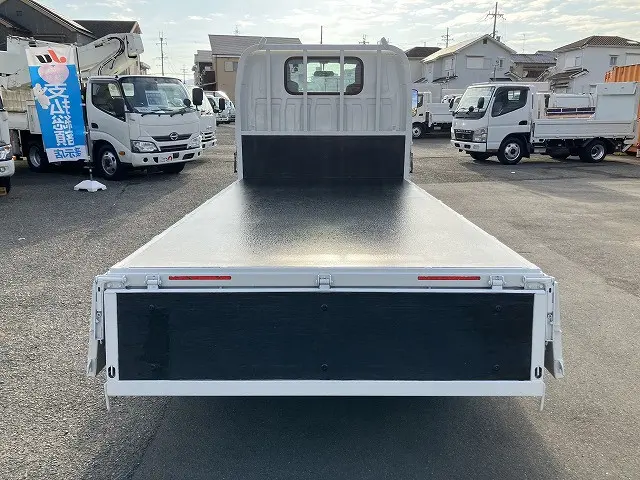 いすゞ エルフ TKG-NKR85A(2WD)の写真14