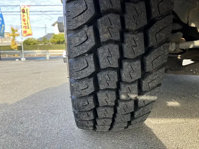 いすゞ エルフ TKG-NKR85A(2WD)の写真25
