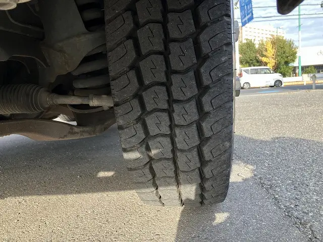 いすゞ エルフ TKG-NKR85A(2WD)の写真27