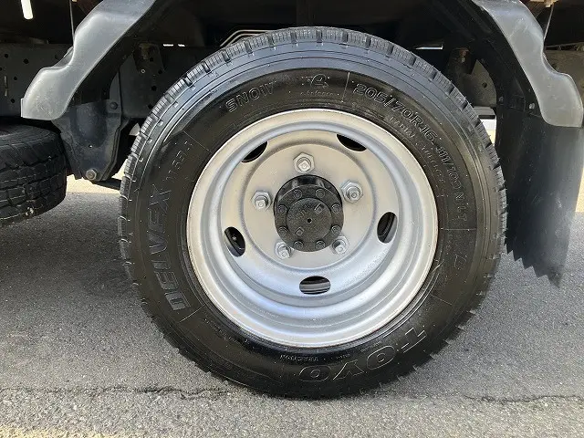 いすゞ エルフ TKG-NKR85A(2WD)の写真28