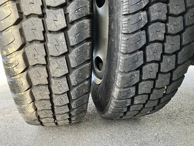 いすゞ エルフ TKG-NKR85A(2WD)の写真31