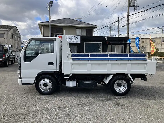 いすゞ エルフ PB-NKR81AD(2WD)の写真11