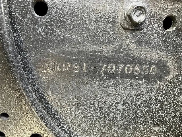 いすゞ エルフ PB-NKR81AD(2WD)の写真24