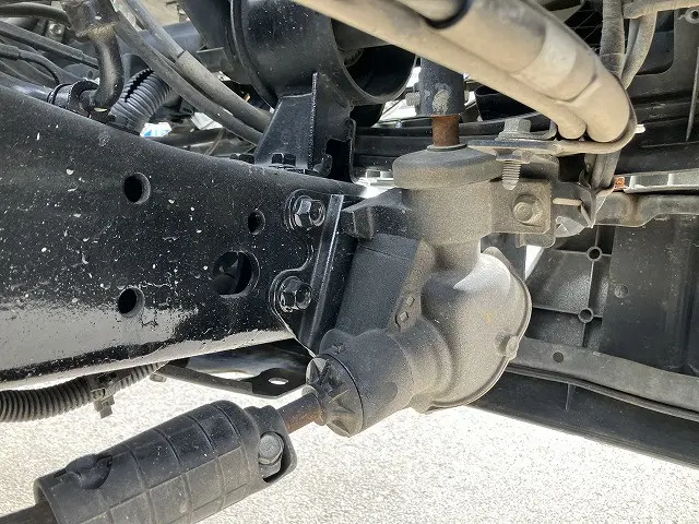 いすゞ エルフ PB-NKR81AD(2WD)の写真25