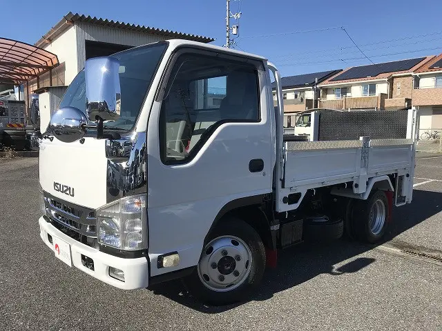いすゞ エルフ TPG-NHS85AN(4WD)の写真1