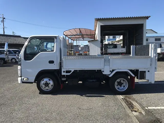 いすゞ エルフ TPG-NHS85AN(4WD)の写真7