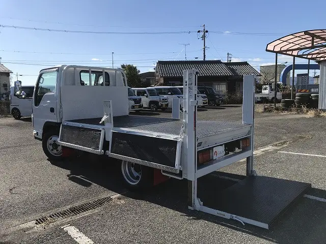 いすゞ エルフ TPG-NHS85AN(4WD)の写真11